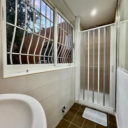 아파트 Stylish 2br In Stjulians Saint Julian's
