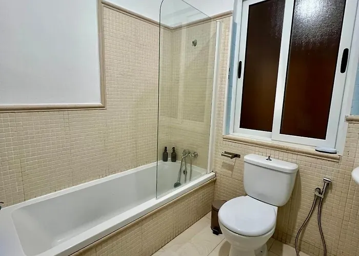Stylish 2br In Stjulians * San Ġiljan